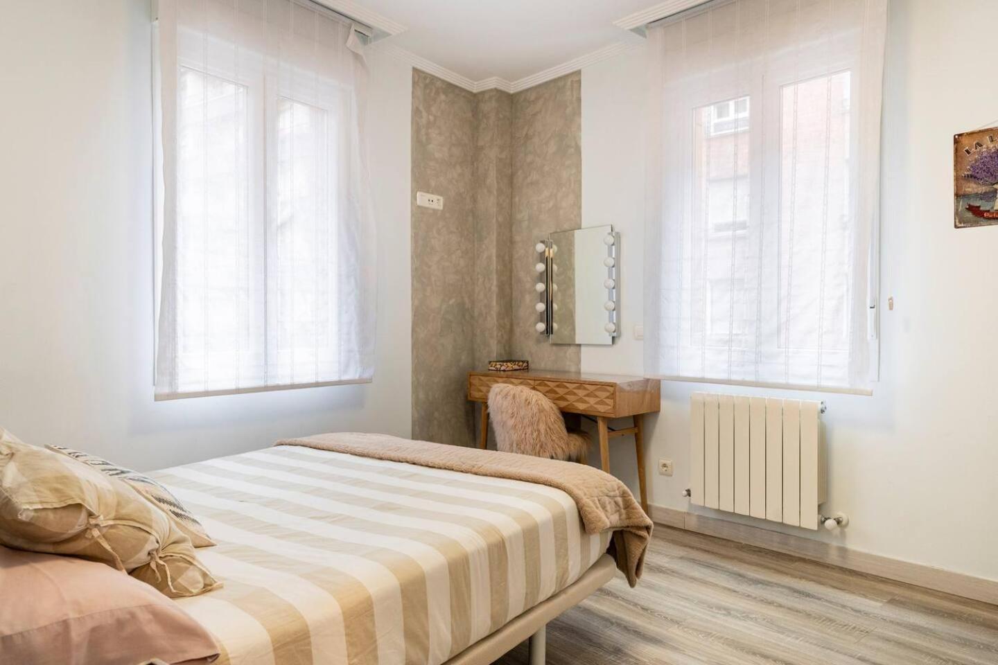 Amplio, Luminoso Y Moderno Cerca Del Casco Viejo Appartement Bilbao Buitenkant foto